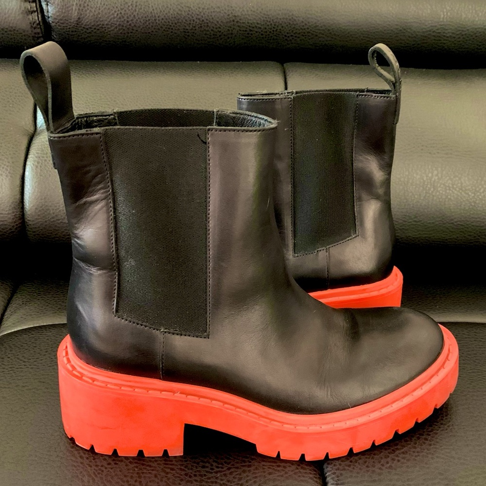 KENZO x H&M Genuine Leather Women’s Chelsea Boots Size 7
